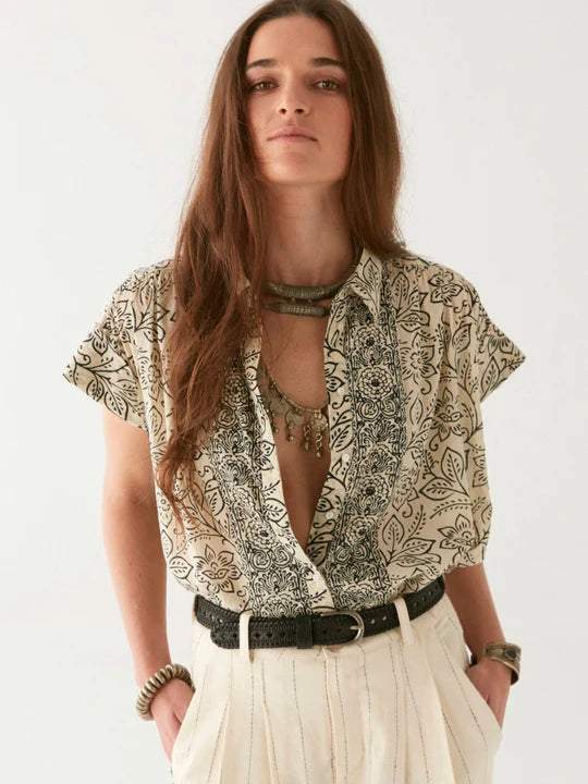 Maison Hotel Lea Blouse