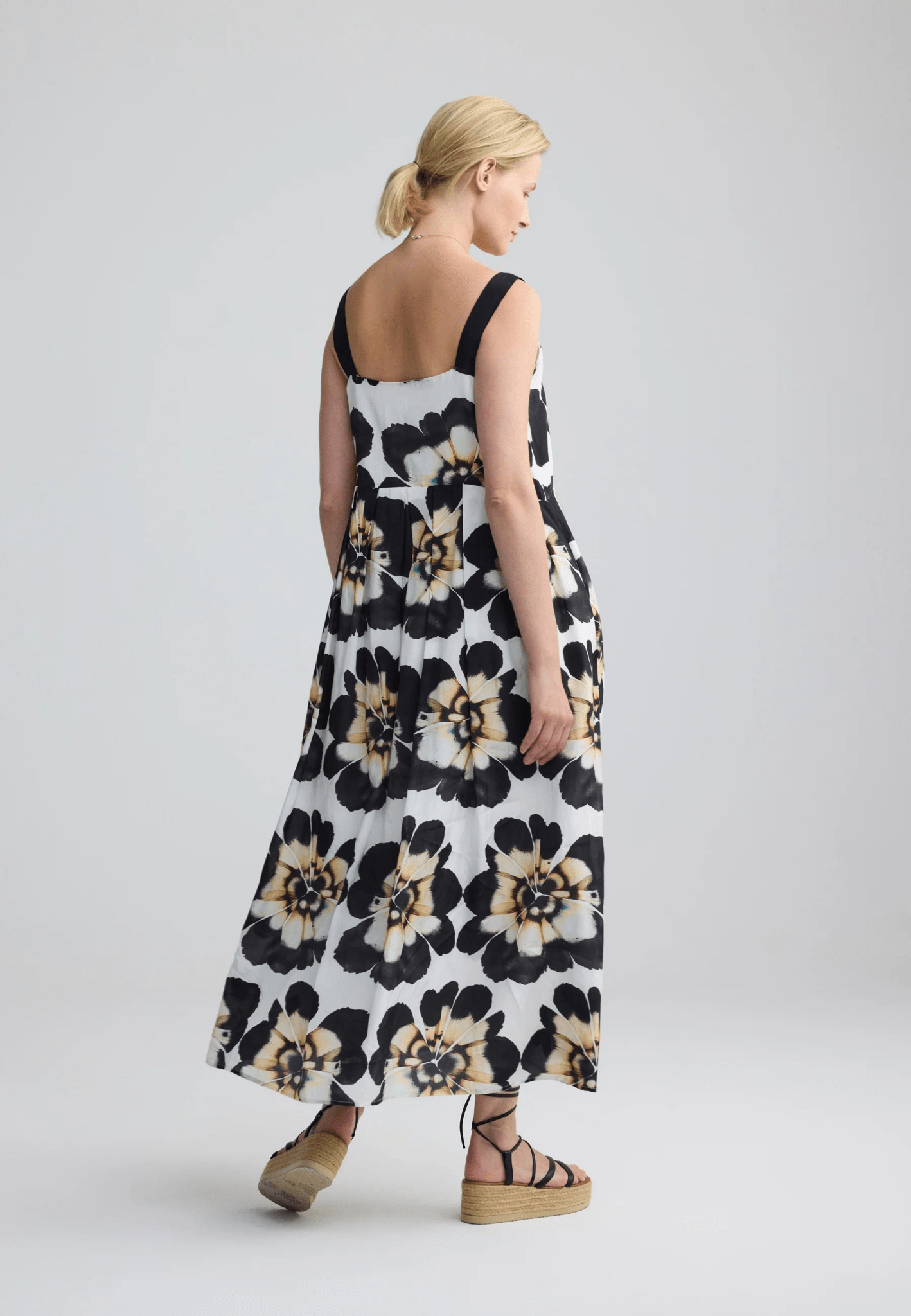 LuukaaLuukaa Inara Woven DressDressesBeige Touch - Blue Water Clothing