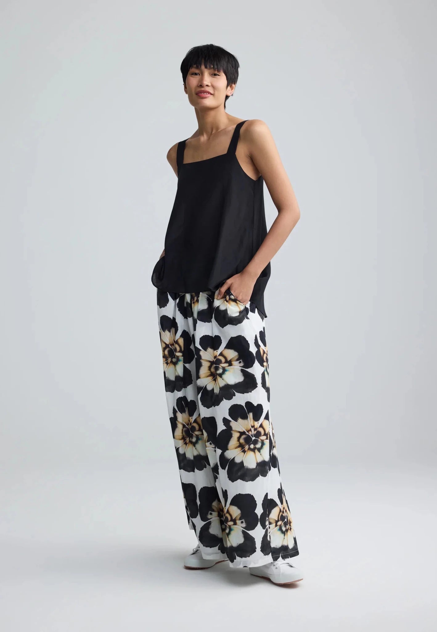 LuukaaLuukaa Lorena Woven TopTopsBlack - Blue Water Clothing