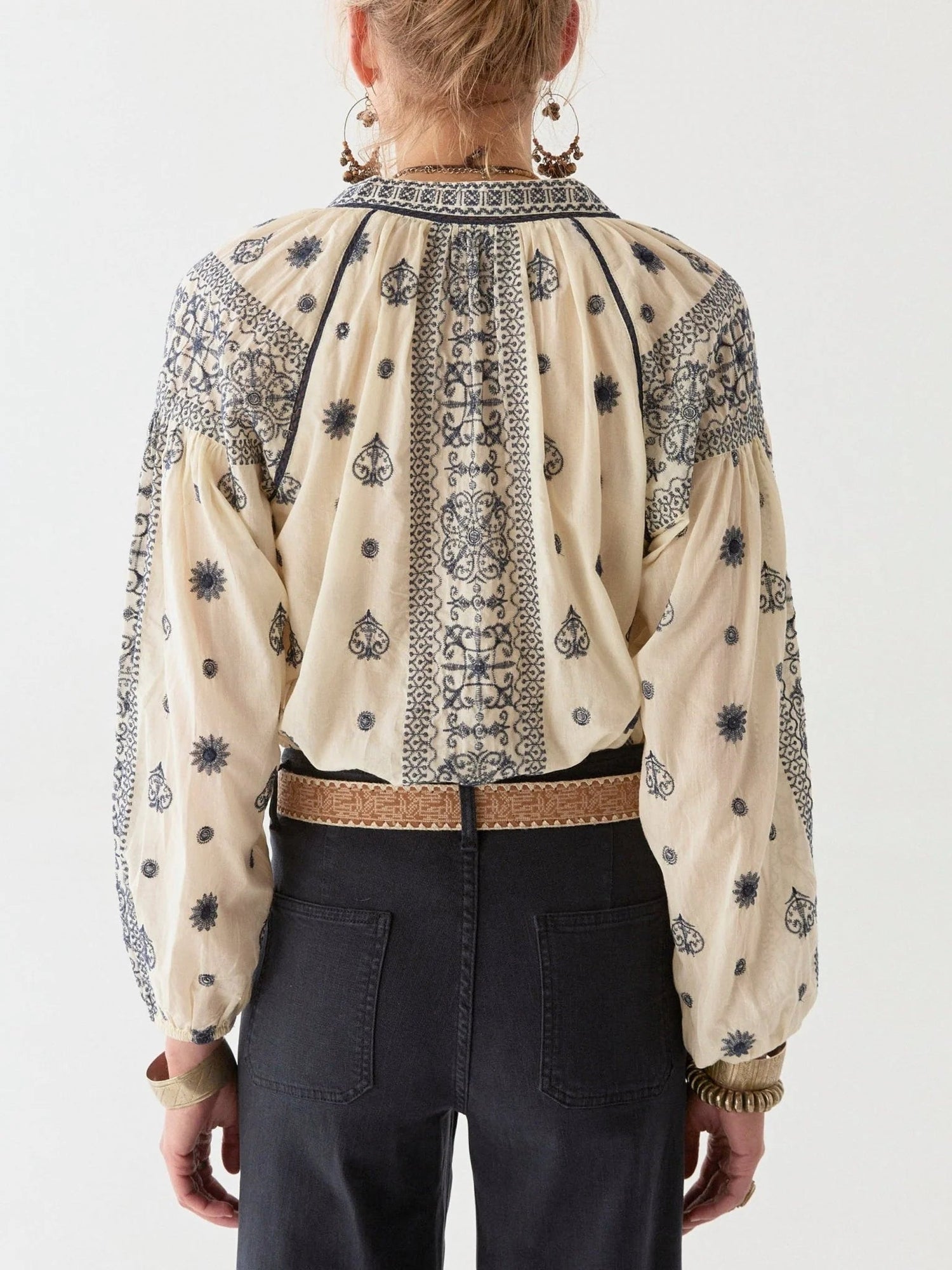 Maison HotelMaison Hotel Stephanie BlouseClothingOff White - Blue Water Clothing