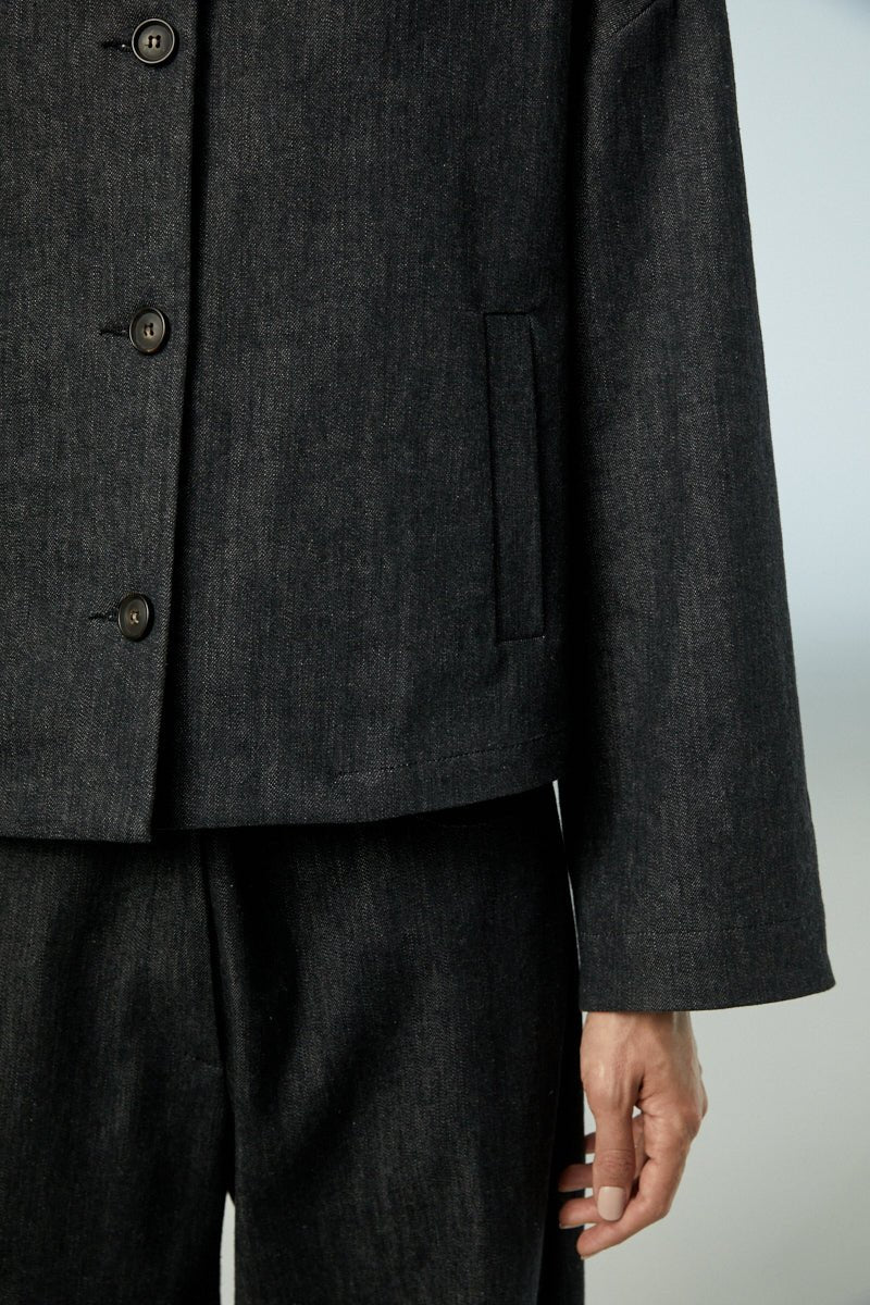 Neirami Boxy Short Denim Jacket Nero - Blue Water Clothing