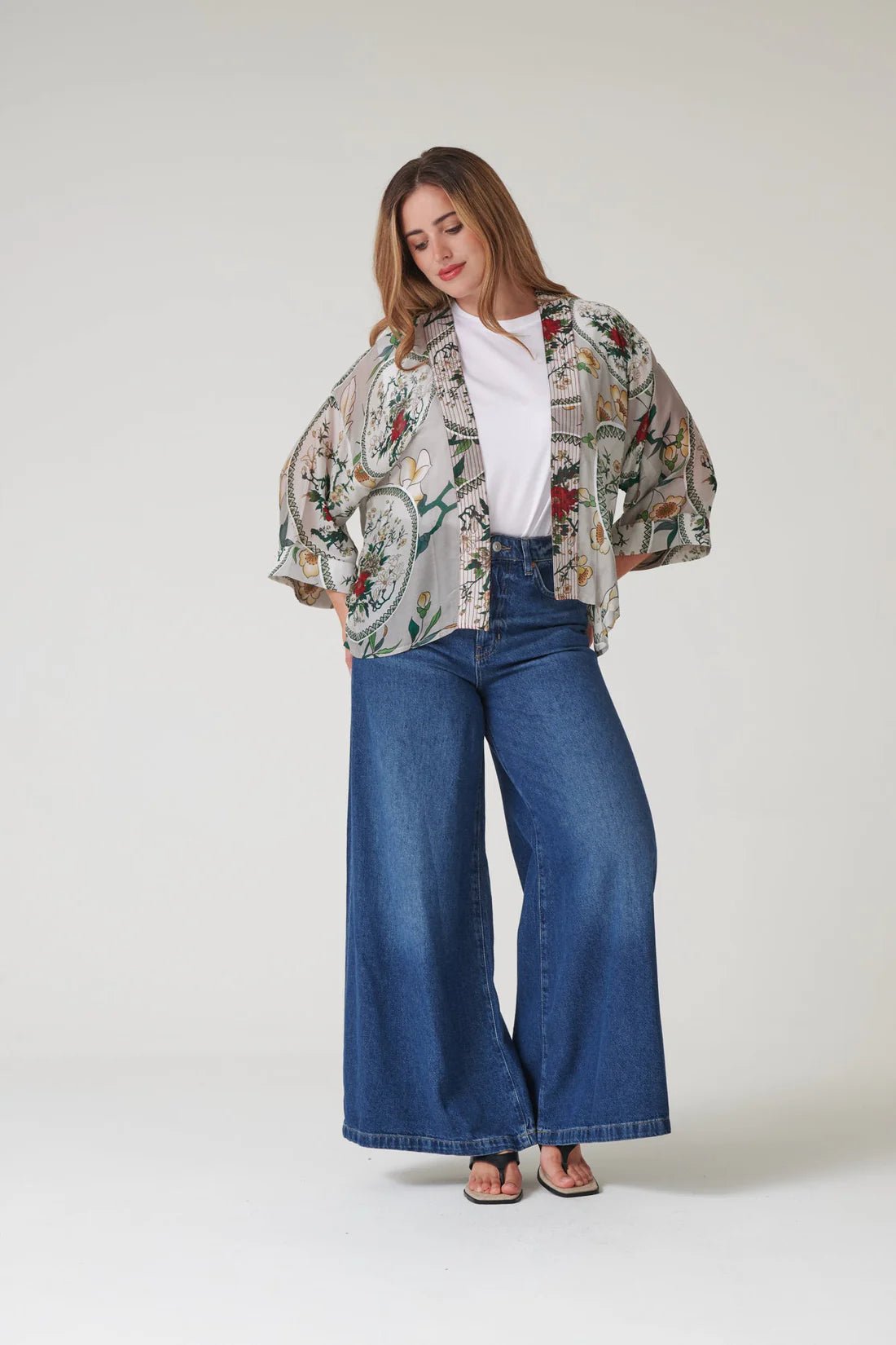 One Hundred StarsOne Hundred Stars Magnolia Plates Putty KimonoTops - Blue Water Clothing