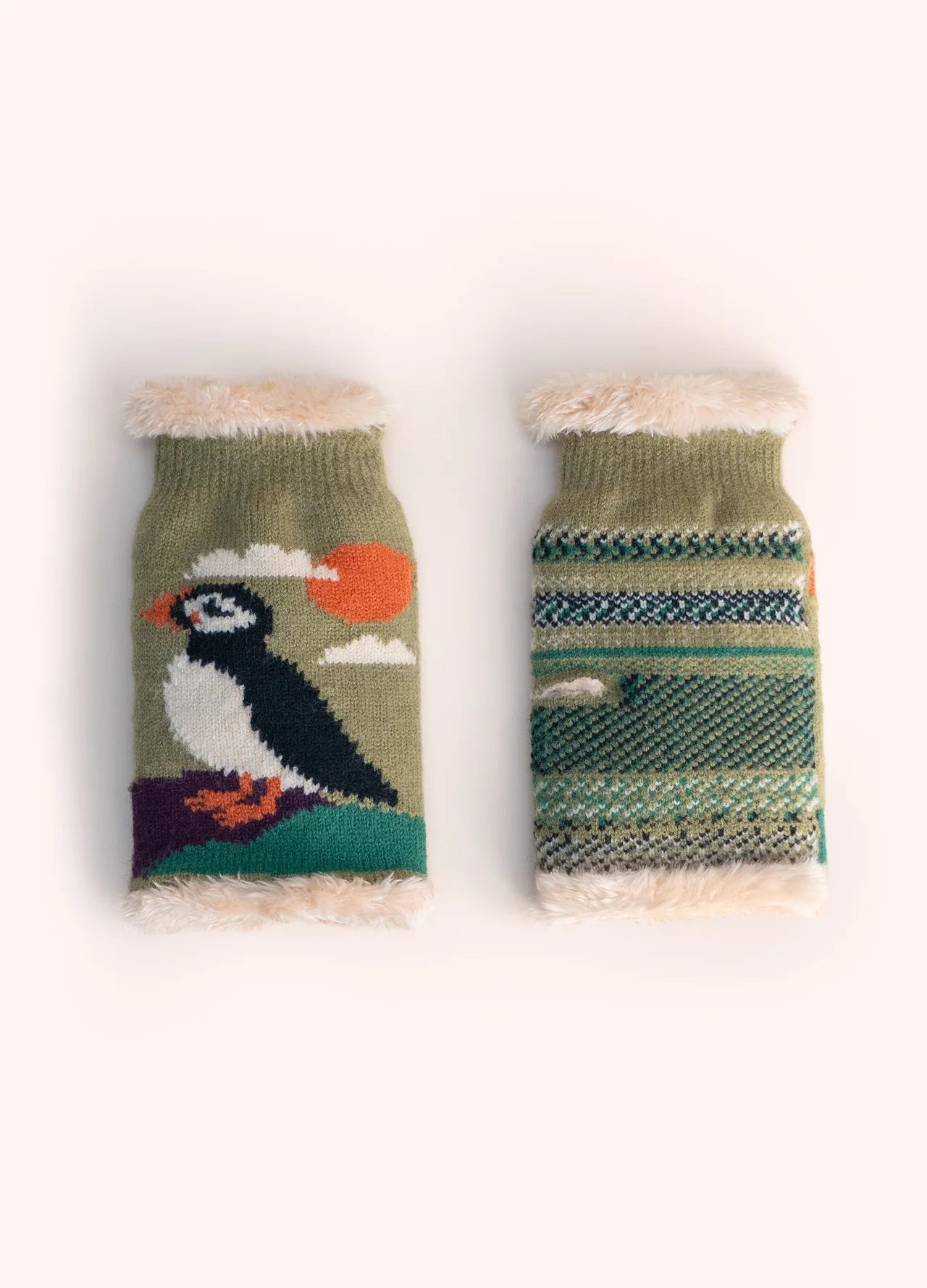 PowderPowder AW26 Puffin Wrist Warmers in MossGloves - Blue Water Clothing