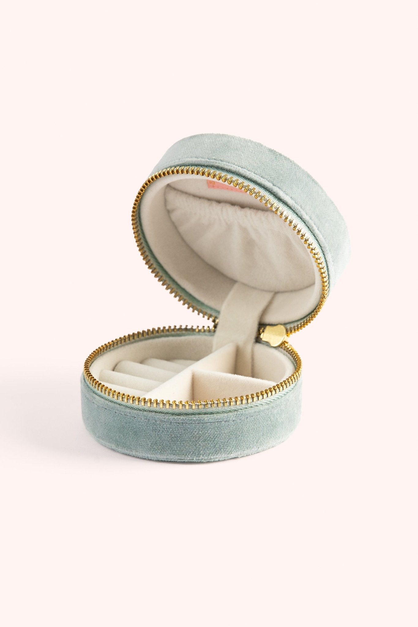 PowderPowder Round Velvet Jewellery Box Swooping SwallowsAccessories - Blue Water Clothing
