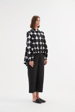 Tirelli Elastic Front Hem Print Shirt Black Spot Print - Blue Water Clothing