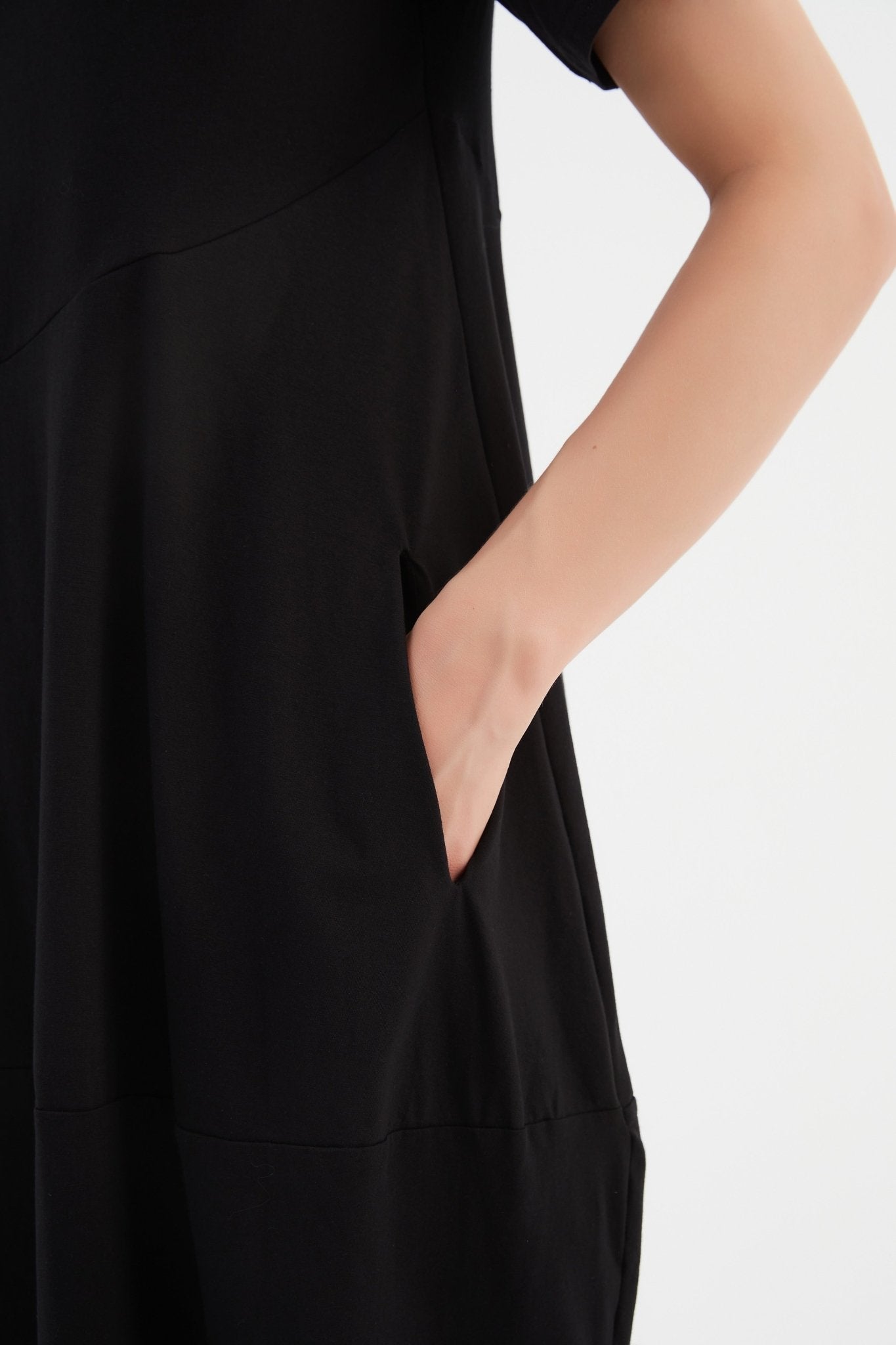 Tirelli Short Sleeve Diagonal Seam Dress Black - Blue Water Clothing