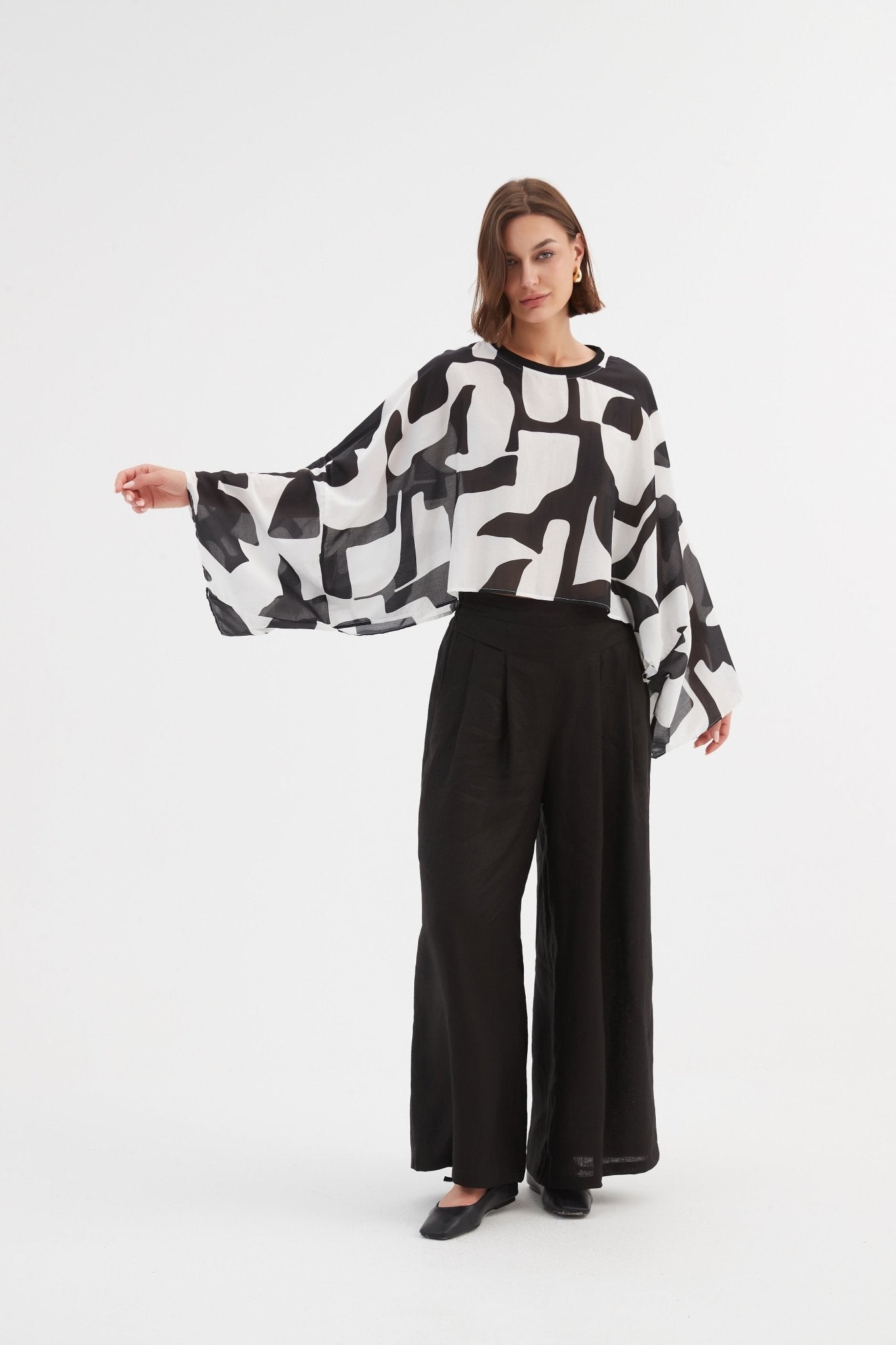 TirelliTirelli Oversized Print Layer Top BlackClothingBlack - Blue Water Clothing