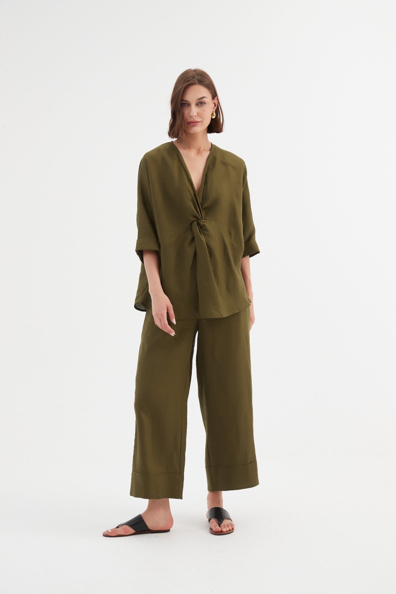 TirelliTirelli Twist Front Top 100% Linen Dark MossClothingDark Moss - Blue Water Clothing