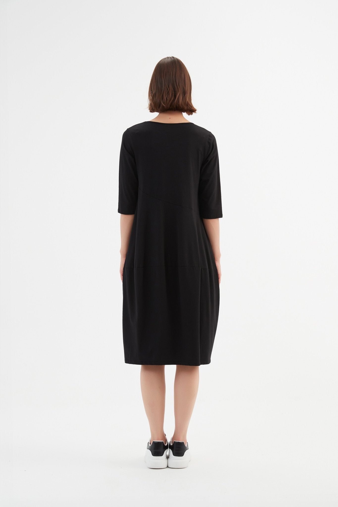 TirelliTirelli V Neck Diagonal Seam Dess BlackClothingBlack - Blue Water Clothing