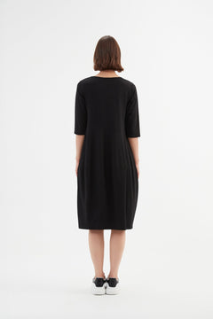 TirelliTirelli V Neck Diagonal Seam Dess BlackClothingBlack - Blue Water Clothing