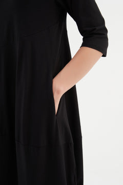 TirelliTirelli V Neck Diagonal Seam Dess BlackClothingBlack - Blue Water Clothing