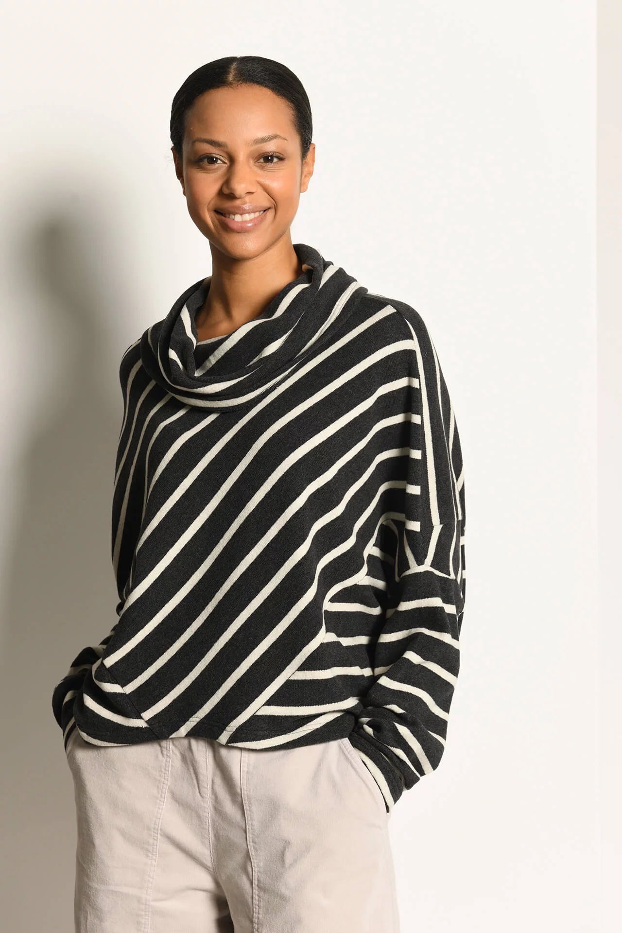 VetonoVetono Roll Neck Boxy Stripe SweaterTopsAnthracite - Blue Water Clothing