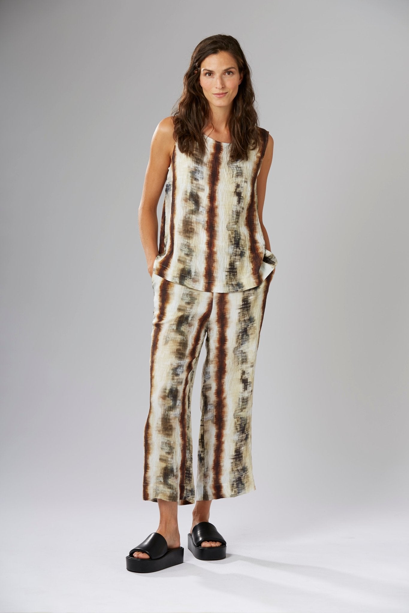 Yellow LabelYellow Label Printed Tank Top PebbleTopsPebble Printed - Blue Water Clothing